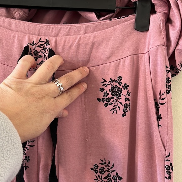 Soma Cool Nights Pajama Set in Peaceful Floral Pink FLAWED Sz Small - Picture 9 of 13